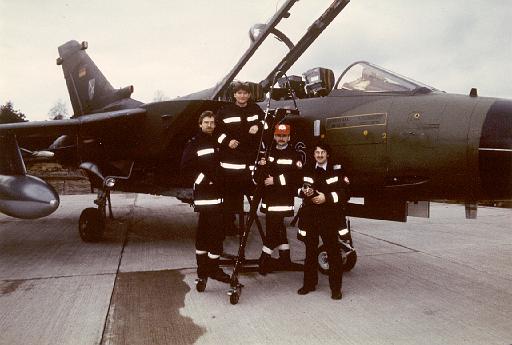 1984-07 ploeg bij Tornado D.jpg